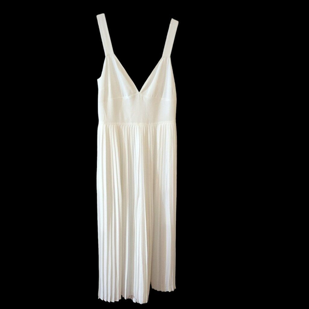 Vince Womens Pleated Jumpsuit NWT Optic White V-Neck Sleeveless Old Money‎ sz 10